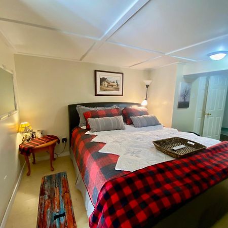 Cobourg Country Home - 10 Minutes From Cobourg Beach! 외부 사진