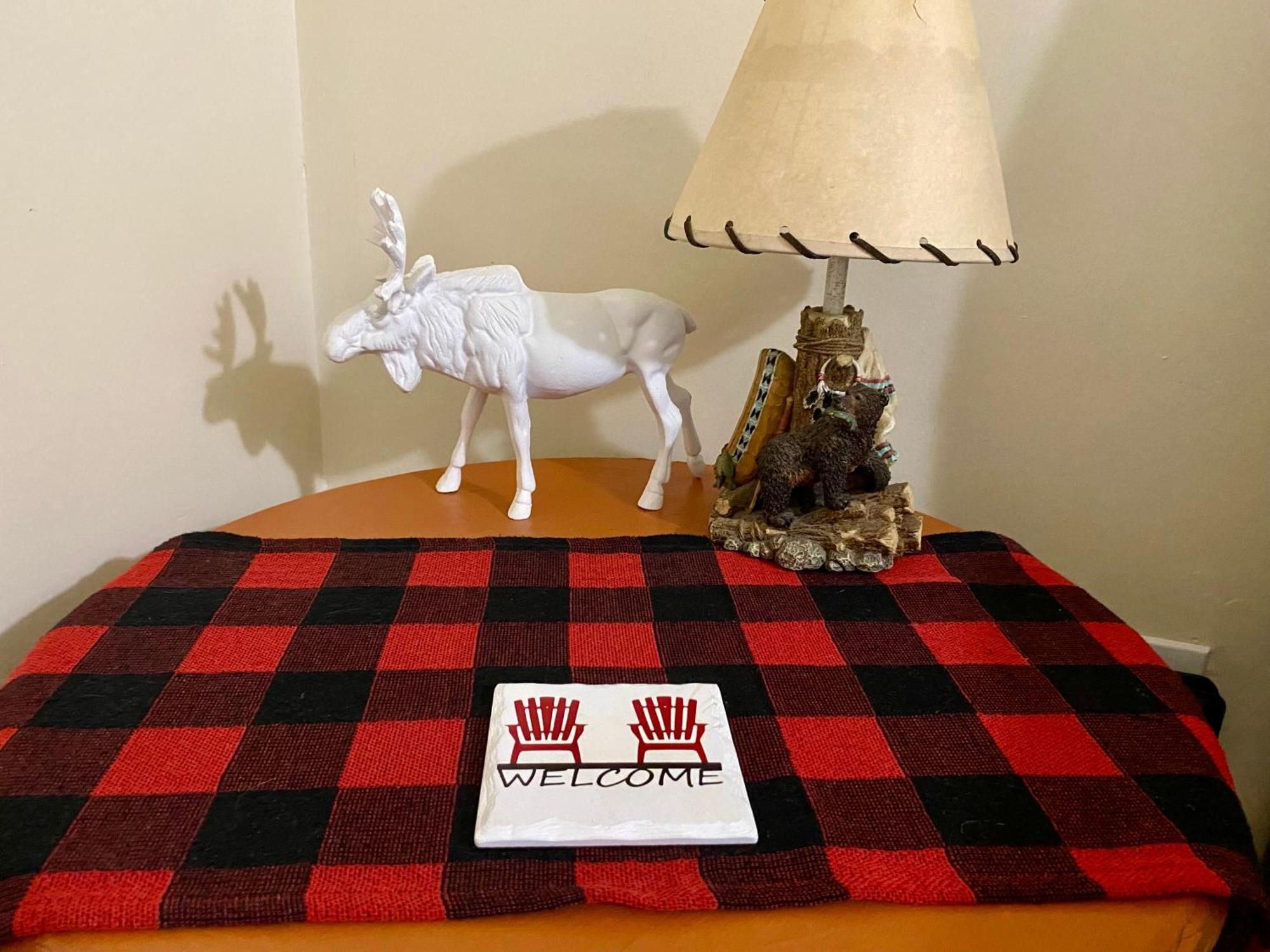 Cobourg Country Home - 10 Minutes From Cobourg Beach! 외부 사진